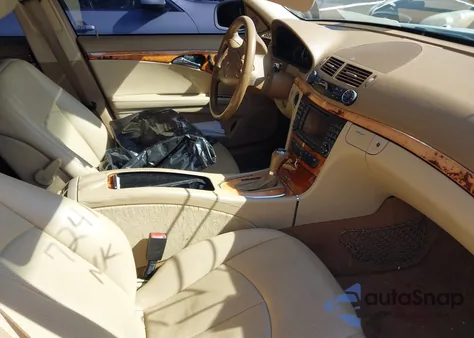 2007 Mercedes-Benz E 350 z USA, uszkodzony, nr VIN WDBUF56X77B099205